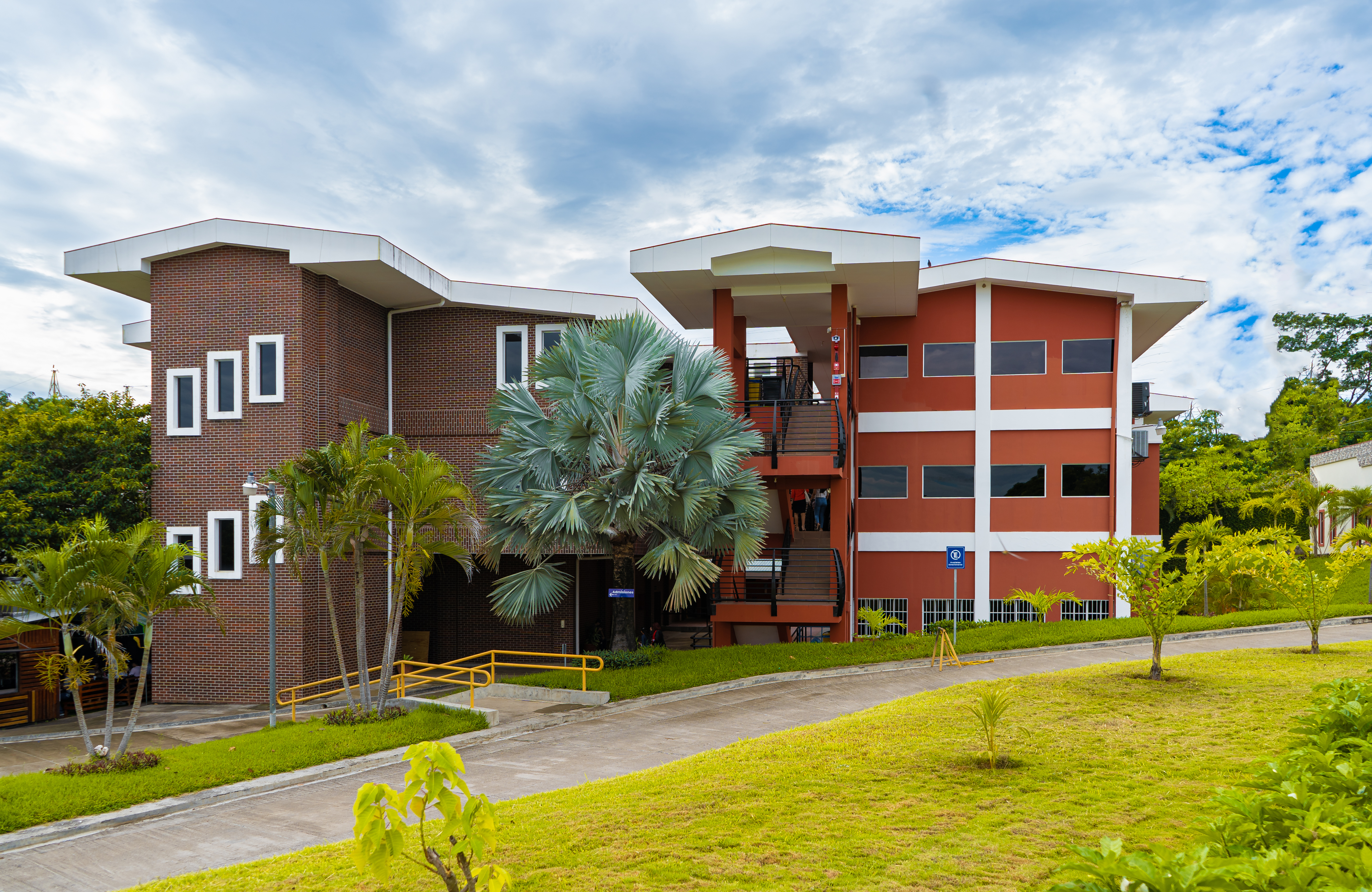 Campus 4