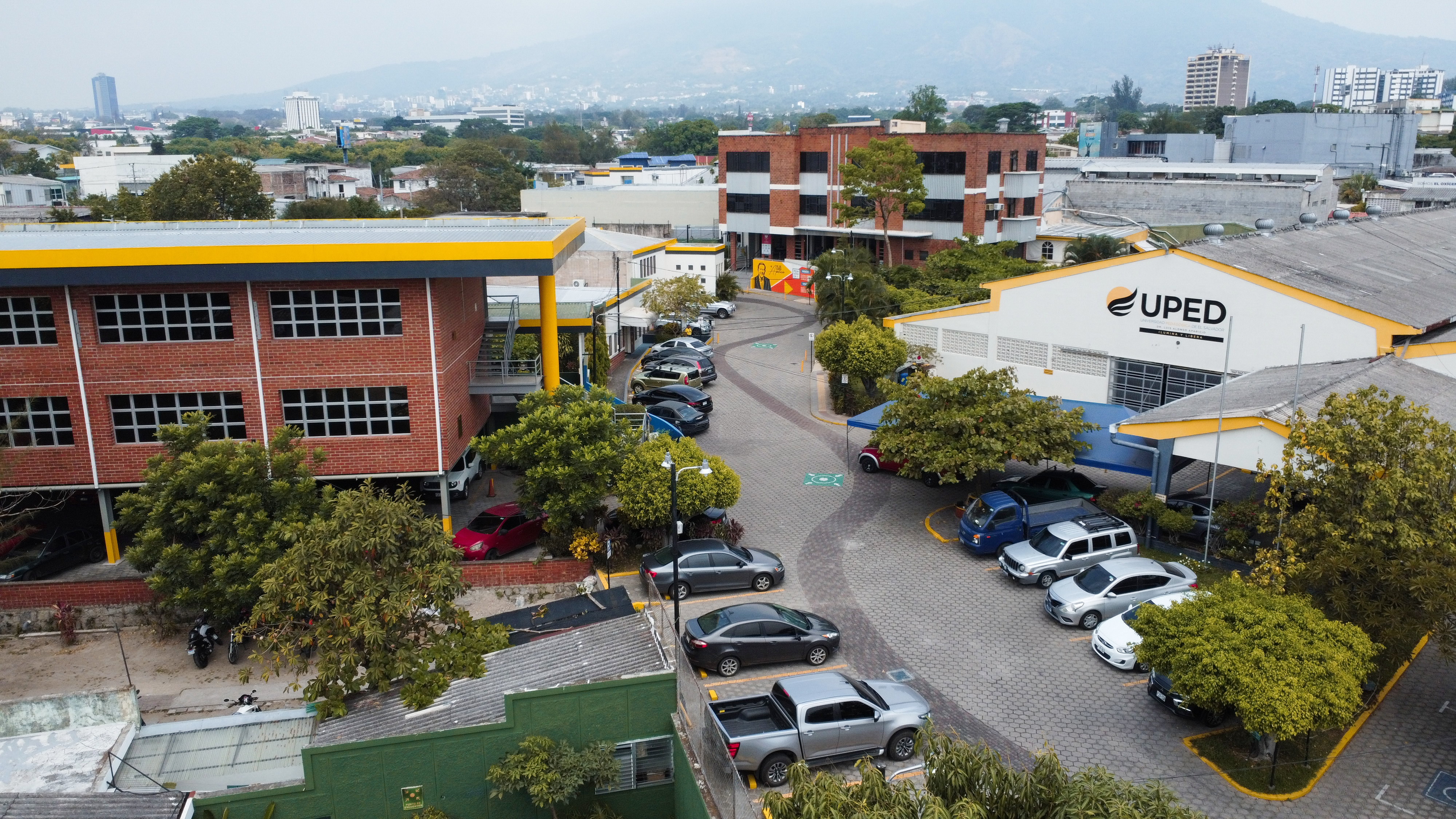 Campus 6