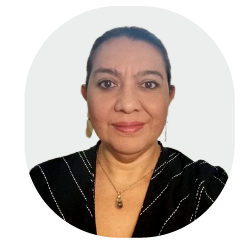Dra. Adriana Reyes
